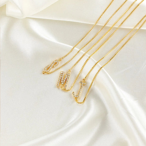 Pavé Initial Box Chain Choker
